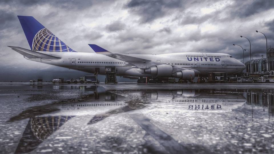 fly2ohare's tweet image. #TBT to @united's iconic Boeing 747-400 aircraft, aka the Queen of the Skies.
📸: Lammdogg Photography - Joe Lammerman