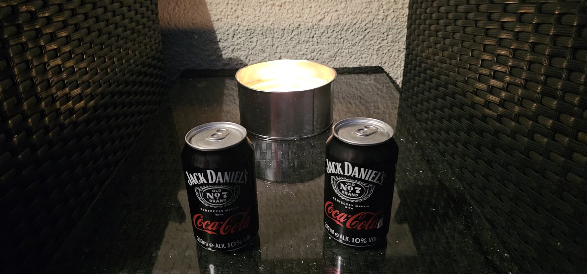 Heute geht bei mir auch mal ne leckere Pennergranate😁 zwar ohne <a href="/VerlorenesEcho/">Kleiner Bub</a> aber mit meiner Frau 😊
Schönen Abend euch gewünscht 👌🏻