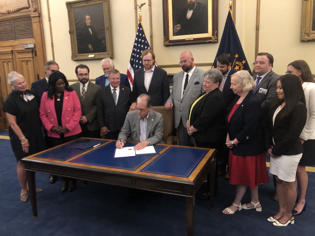 SEA 475 bans noncompete clauses from all new physician contracts with hospitals, allowing physicians to continue to serve their communities. Thanks to authors Sen. Justin Busch and Rep. Ethan Manning, and to Gov. Mike Braun for signing it into law: ismanet.org/pdf/Noncompete…