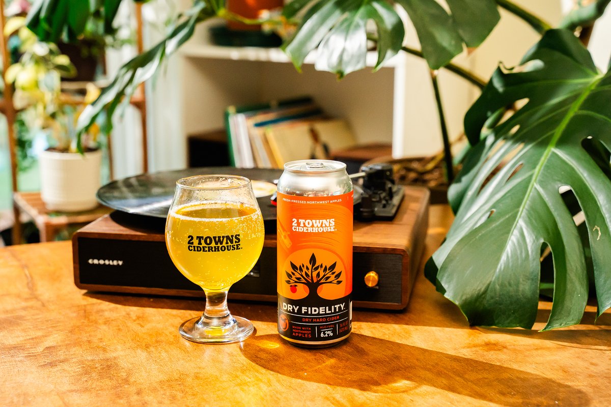 Unfiltered. Uncomplicated. Unapologetic.
Just vibes and really good cider.

Meet Dry Fidelity: fresh-pressed PNW apples, no frills, no fuss. A classic dry cider you’ll keep coming back to.

Read  more here: 2townsciderhouse.com/2025/07/10/2-t…