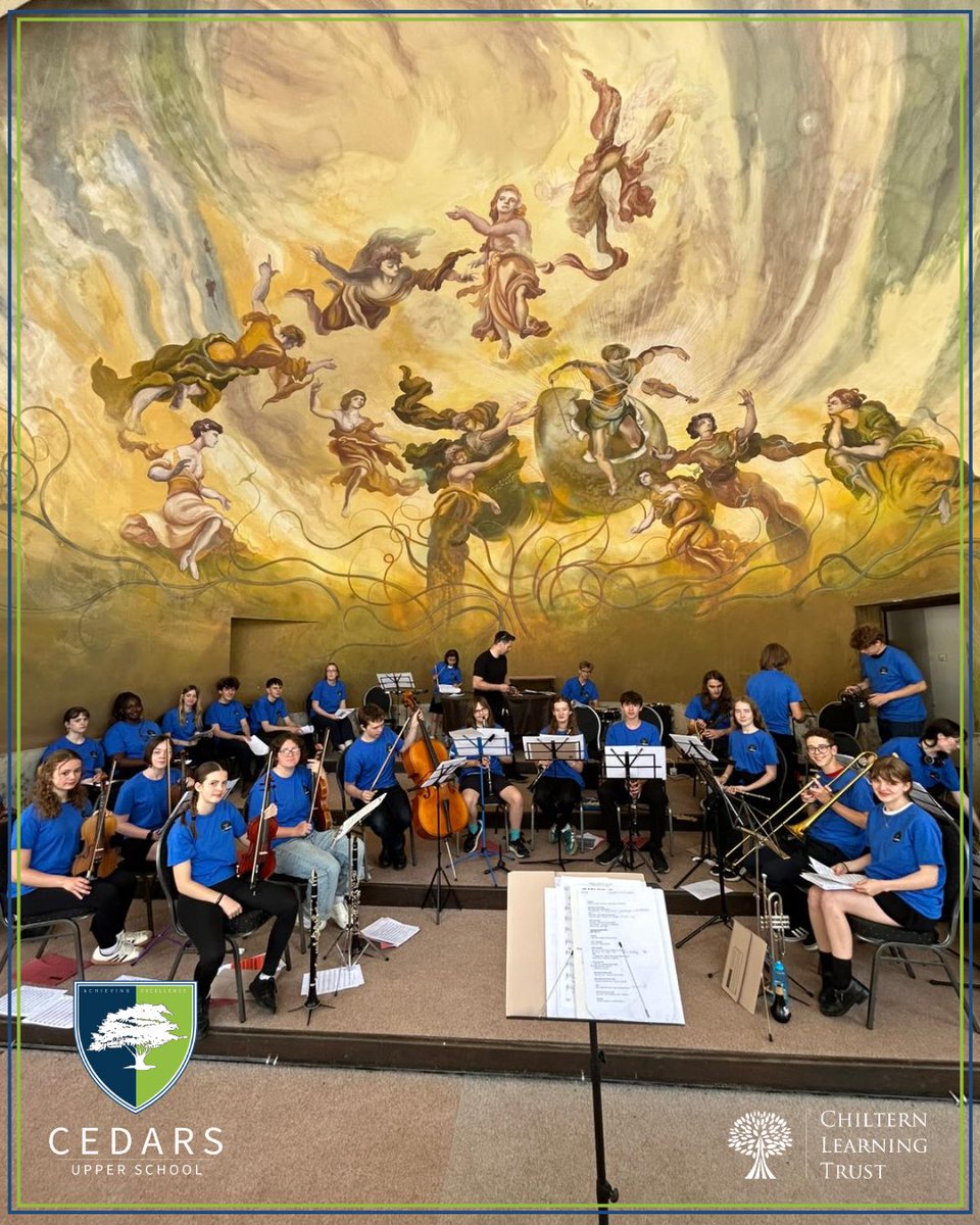 Cedars_Upper's tweet image. Third and final concert in the idyllic spa town of Mariánské Lázně. Students thoroughly enjoyed flyering next to the ‘Singing Fountain’, pulling in quite the crowd! The next leg of the world tour to be announced - keep your eyes peeled for tickets!