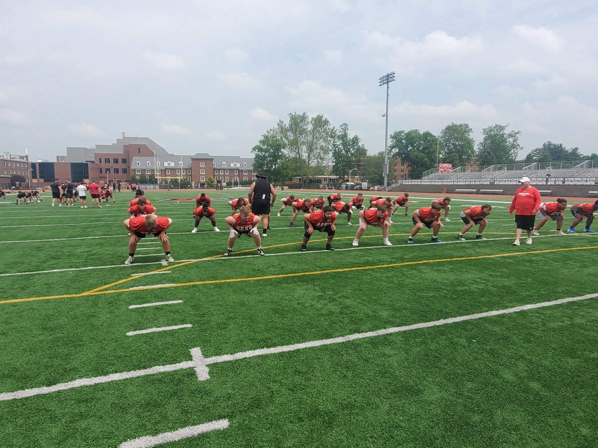 AthensWildcats's tweet photo. Big Dawgs at East Stroudsburg University Football Big Man Camp https://t.co/1NqT2ljGon
