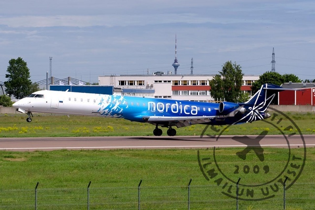 lentopostifi's tweet photo. Virolaisen Nordican ja Xflyn entiset Bombardier CRJ900-koneet amerikkalaiselle Regional Onelle https://t.co/2711lNmMDK #Nordica #Xfly #Bombardier #CRJ900 #ilmailu #lentoliikenne https://t.co/sp4AwPWgjr