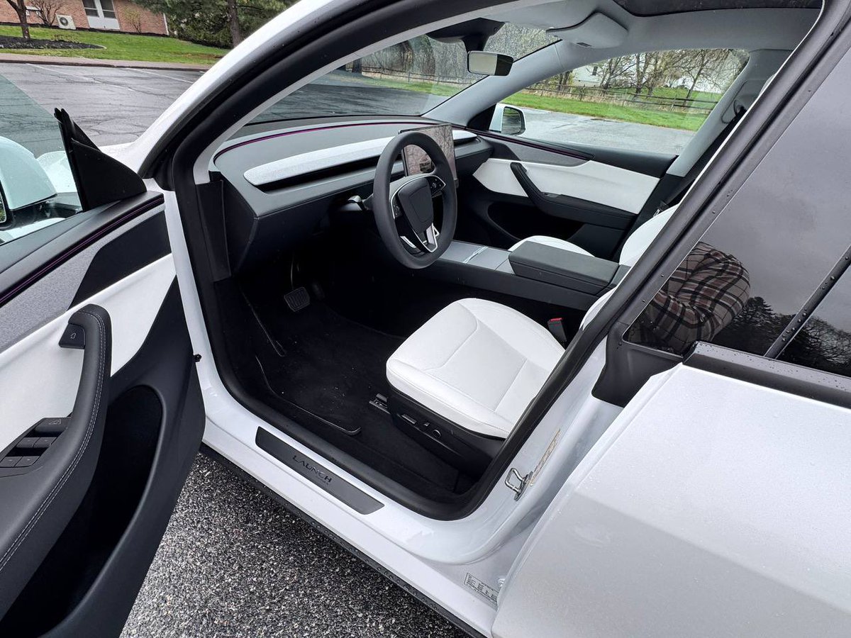 - Acoustic-lined glass for quieter cabin
- Refined suspension for a more comfortable ride
- New front and rear fascia design
- Interior upgrades, such as ambient lighting

The best Tesla is even better.