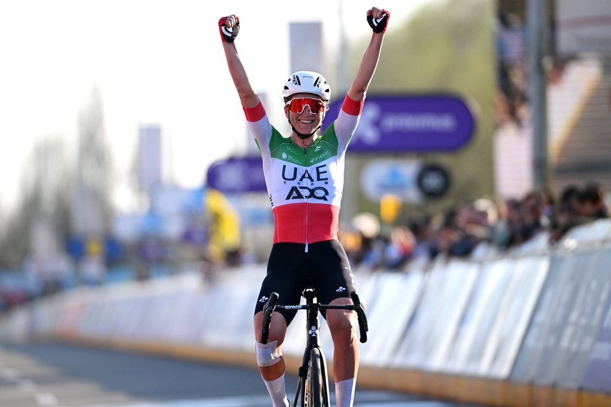 Giro d'Italia Women🇮🇹 Stage 6
⭐️⭐️⭐️⭐️⭐️ELB
⭐️⭐️⭐️⭐️Vos, Paladin
⭐️⭐️⭐️Reusser, Ciabocco, Van Dam 
⭐️⭐️Trinca Colonel, Kastelijn, Van der Breggen
⭐️Ludwig, Chladonová, Ostolaza, Henderson, Muzic
#GirodItaliaWomen #GiroDonne #GirodItaliaWomen25 #GirodItaliaWomen2025 #GiroDonne25