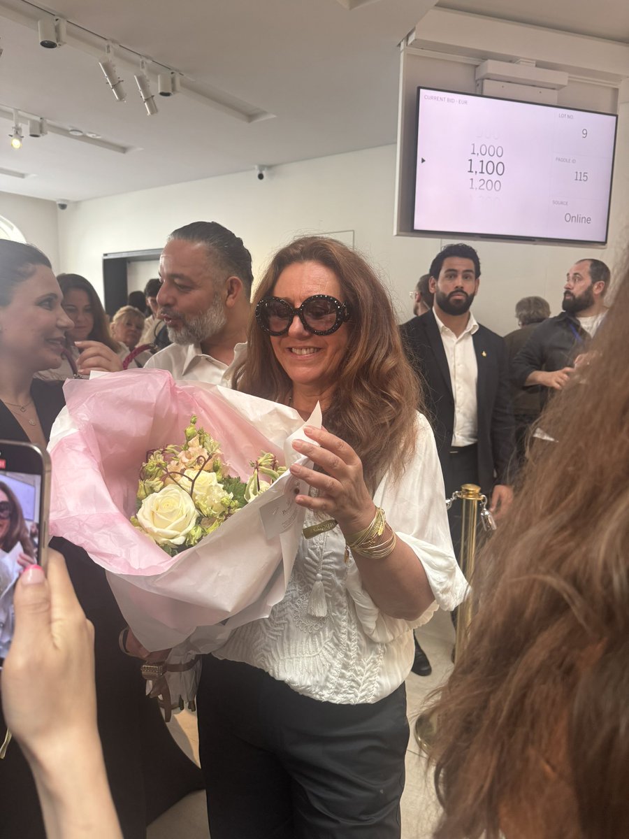 Anna Cafolla tweet media