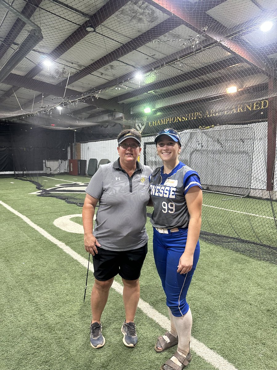 Addie Sprang tweet media