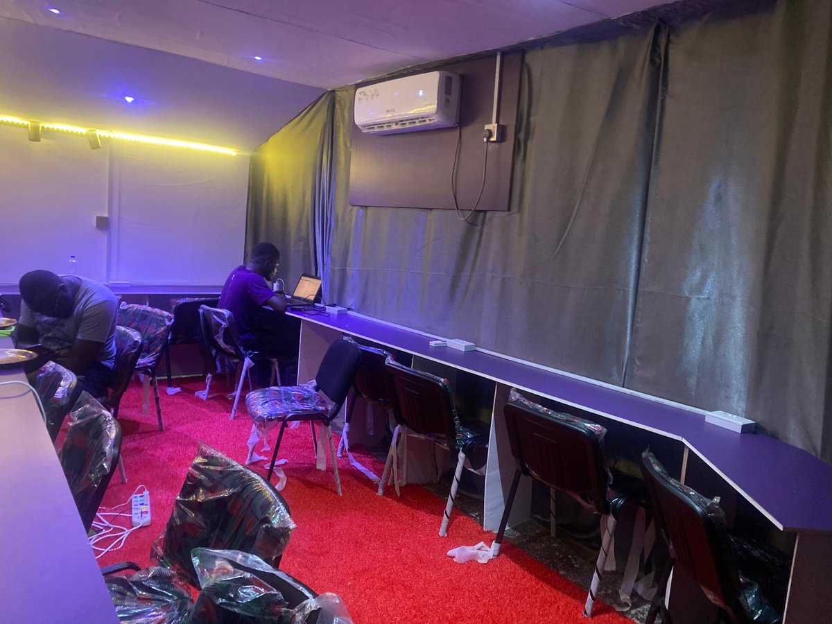 There is a new workspace inside Indy like this 😁 
24 hours power supply you go still collect coffee join AC 😎