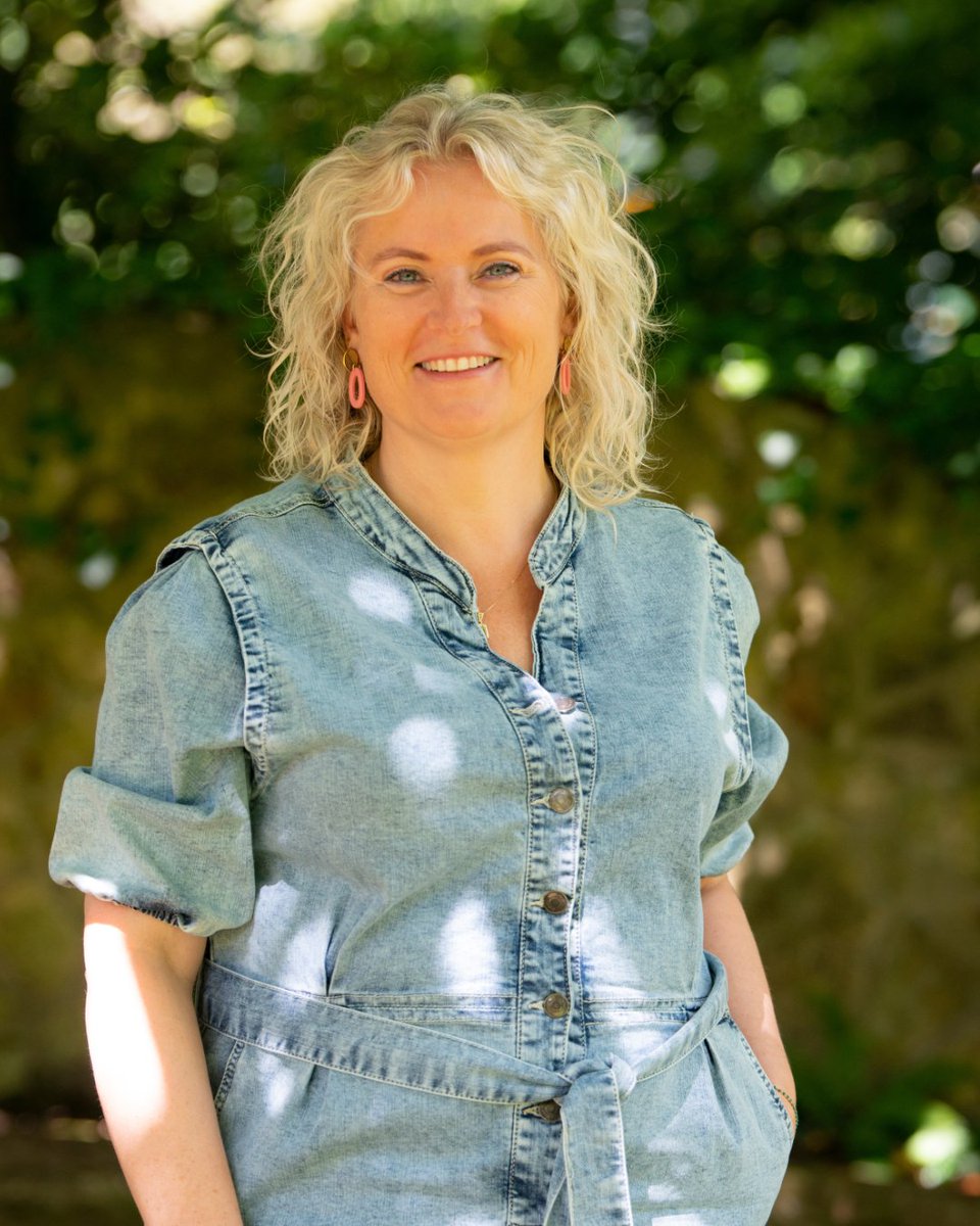 𝗗𝗶𝗲𝘂𝘄𝗸𝗲 𝗱𝗲 𝗕𝗼𝗲𝗿 is door de leden gekozen als 𝗹𝗶𝗷𝘀𝘁𝘁𝗿𝗲𝗸𝗸𝗲𝗿 voor 𝗚𝗿𝗼𝗲𝗻𝗟𝗶𝗻𝗸𝘀-𝗣𝘃𝗱𝗔 𝗔𝗽𝗲𝗹𝗱𝗼𝗼𝗿𝗻 voor de gemeenteraadsverkiezingen van 2026. 👉 Lees hier meer: apeldoorn.pvda.nl/nieuws/dieuwke…

📸: Pim Helmich

#groenlinkspvdaapeldoorn #GR26