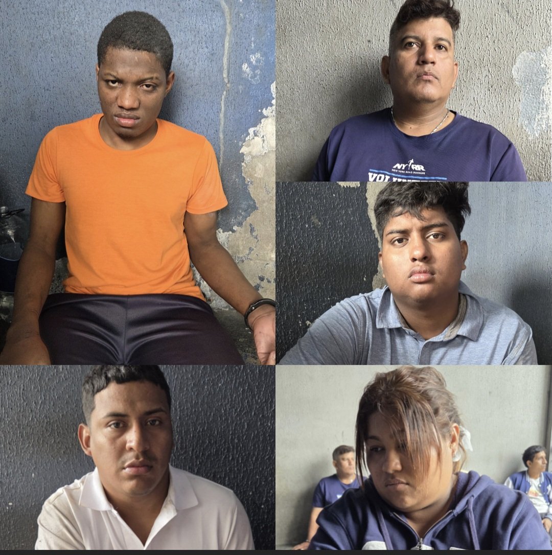 elsemanarioec's tweet image. Estos son los pillos que quisieron extorsionar a Rukito, hoy la policía los detuvo ya están en la cárcel.
#rukito #Guayaquil #JulioChang