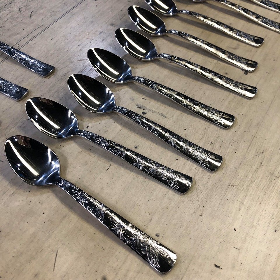 LibertyTabletop's tweet image. 🎆 FINAL HOURS! Our 4th of July Sale ends TONIGHT!
🛍️ Get 20% OFF all flatware sets & pieces
🔖 Use code: FIREWORKS2025
🍴 Made in the USA
Don’t miss out 🛒 ▶️ libertytabletop.com/product-catego…
#LibertyTabletop #MadeInUSA #FlatwareSale #LastChance #CelebrateLiberty