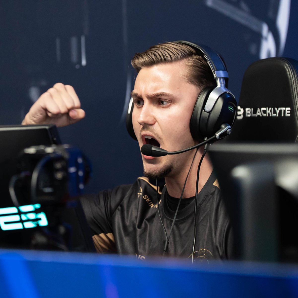 ON SALE NOW 🚨

See the team in action at Belgrade for the FISSURE Playground July 18-20th.

🎟️ Tickets: fissure.pro/events/fpg1cs/…
♦️ Promo code: WILDCARD15

#StackTheDeck