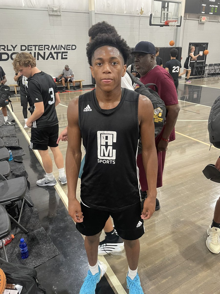 Jalen Holmes is an explosive combo guard that plays hard on both sides of the ball. He plays very good in transition. He also great playing down hill.