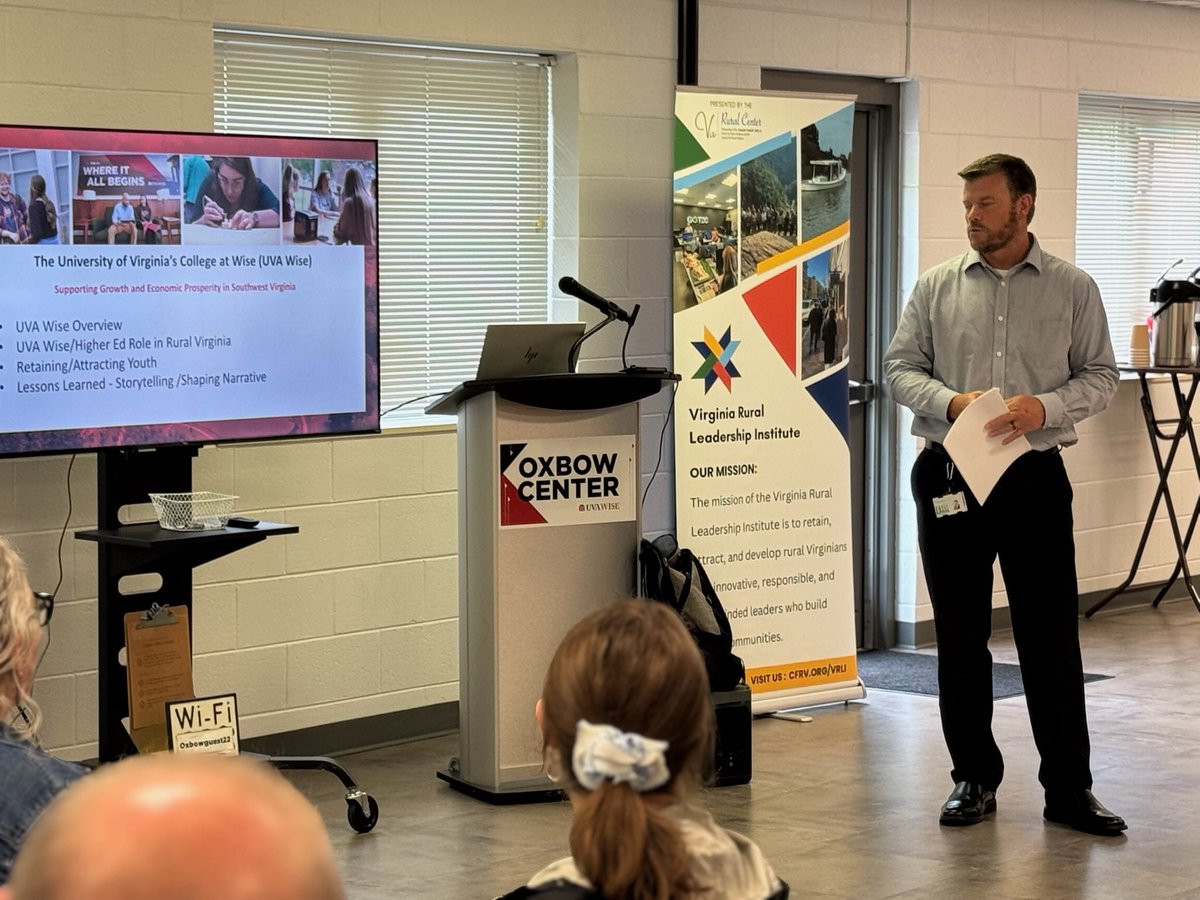 VARuralCenter's tweet image. Thanks to @UVA_Wise @theoxbowcenter for hosting #VRLI today!
Great hearing from Associate Vice Chancellor Randall Rose the role that higher education can play as a support organization to bring people together and coordinate resources in communities.