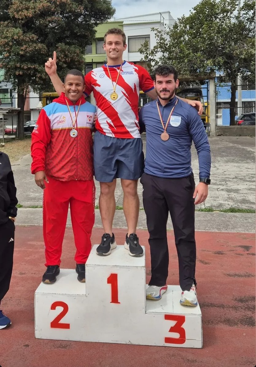 🏃🏻‍♂️‍➡️ #Atletismo ¡Medalla de Oro 🥇 para #Paraguay 🇵🇾 en Ecuador 🇪🇨! 👏🏻

🙋🏻‍♂️ El jabalinista del #TeamParaguay Anthony Flaming se coronó como el mejor en Lanzamiento de Jabalina del Continental Tour Bronce Quito 2025 tras lanzar 78.94 metros. ¡FELICITACIONES, ANTHONY!

💪🏻