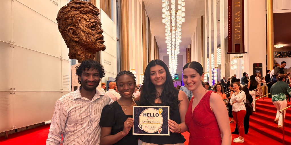 UTHealthHouston's tweet image. 5 #UTHealthHouston students are spending the summer in Washington, D.C. as Graduate Archer Fellows, gaining hands-on experience through full-time internships aligned with their policy interests. From health care to public service, they’re shaping their futures.