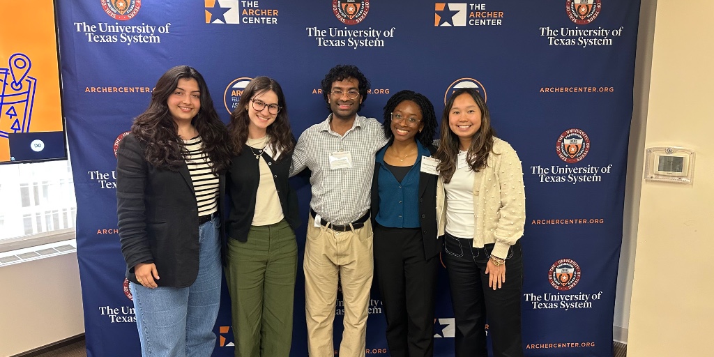 UTHealthHouston's tweet image. 5 #UTHealthHouston students are spending the summer in Washington, D.C. as Graduate Archer Fellows, gaining hands-on experience through full-time internships aligned with their policy interests. From health care to public service, they’re shaping their futures.