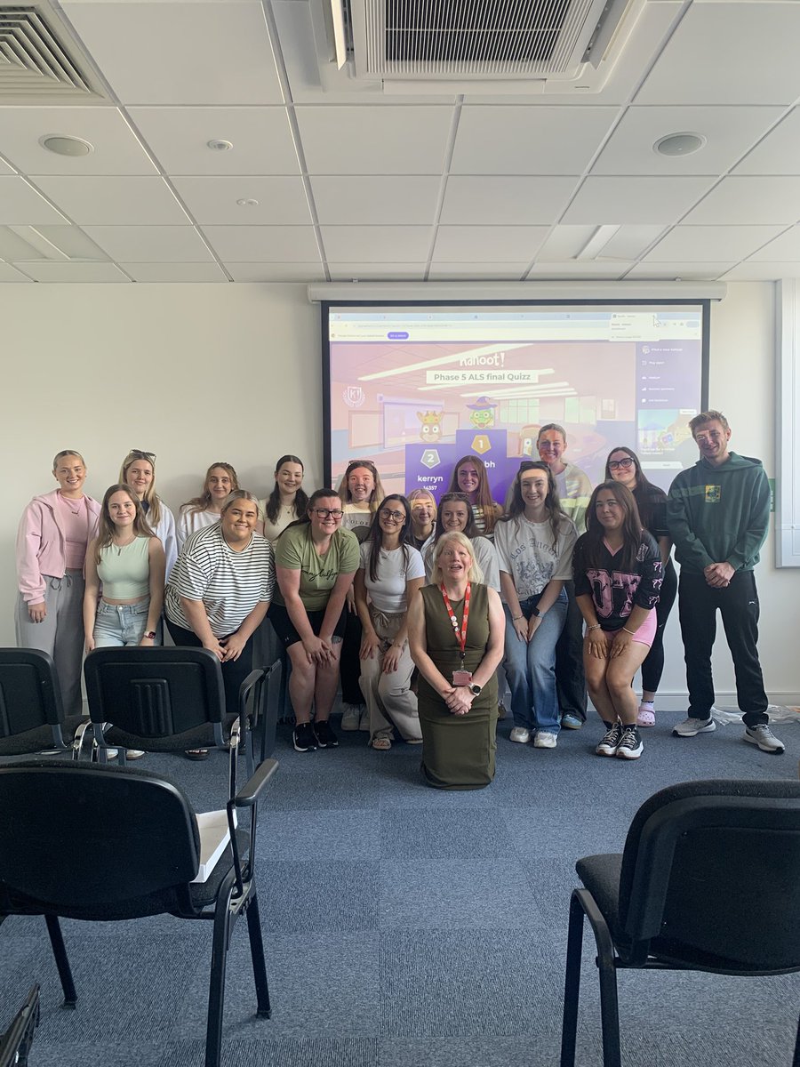 Hevsguttridge's tweet photo. #QUBSONM student nurse halfway point! Cakes, poems and a quiz. These guys are 50% done and totally rocking nursing 🥰☀️ https://t.co/B2Xk6X5HNa