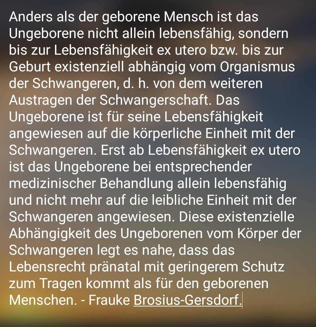 _walt_1's tweet image. Welche Eigenschaften sollte eine Verfassungsrichterin oder ein Verfassungsrichter mitbringen?
Ich finde, neben Lebenserfahrung, folgende Qualitäten:
Menschlich, empathisch und klug sollte sie/er sein. Abwägend, das Leben von Menschen an sich wertschätzend.
Ein Mensch, der…
