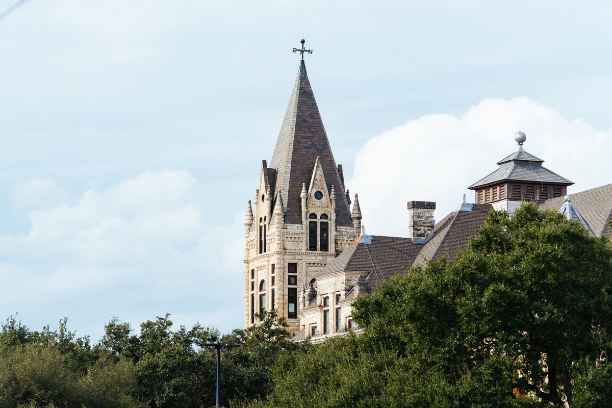 Southwestern has once again been recognized by The Princeton Review for offering an outstanding return on investment! 💛

With top-tier academics and standout career services, SU is one of just 209 schools nationwide to earn this distinction. Learn more: southwestern.edu/live/news/1700…