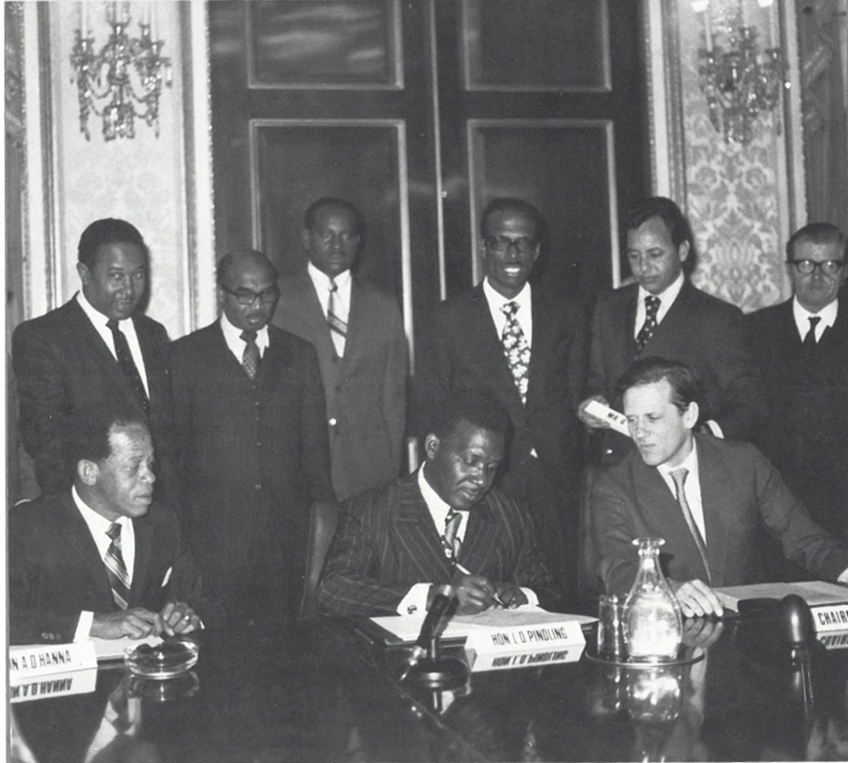 July 10 1973 – The Bahamas gains full independence within the Commonwealth of Nations.