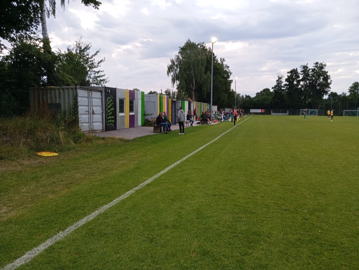 Ich hasse diese Plattform!
Mal werden dir falsche Anstoßzeiten gegeben, mal so was!
#Futbology