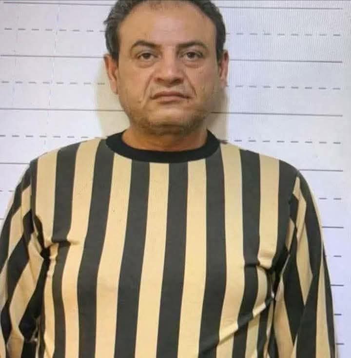 أصبح بقبضة شباب الأمن العام  
قال طبيب  قال
"بسام يوسف" العامل بمشفى تشرين المسلخ البشري ، #واعترف بقتل ٨٠٠٠ آلاف إنسان سوري وسرق أعضاءهم وكان يبيعها إلى الهند ...
حيث بلغت ماليته من وراء ذلك وحسب إعترافاته ــ مليار وثلاثمائة مليون دولار ...