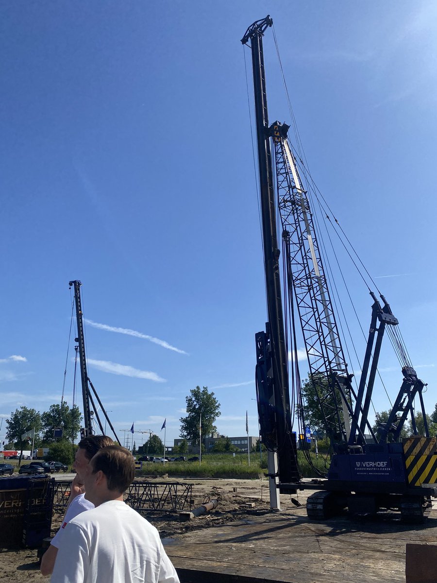 In 2016 als burgemeester benaderde ik  hr Marcus vd Valk dat Zoetermeer een vdValk hotel wilde. Gisteren startte de bouw. Hotel Zoetermeer wordt modernste en hoogste vdValk hotel, met alle faciliteiten voor oa congressen, vergaderingen. Goed voor vdValk, goed voor Zoetermeer.