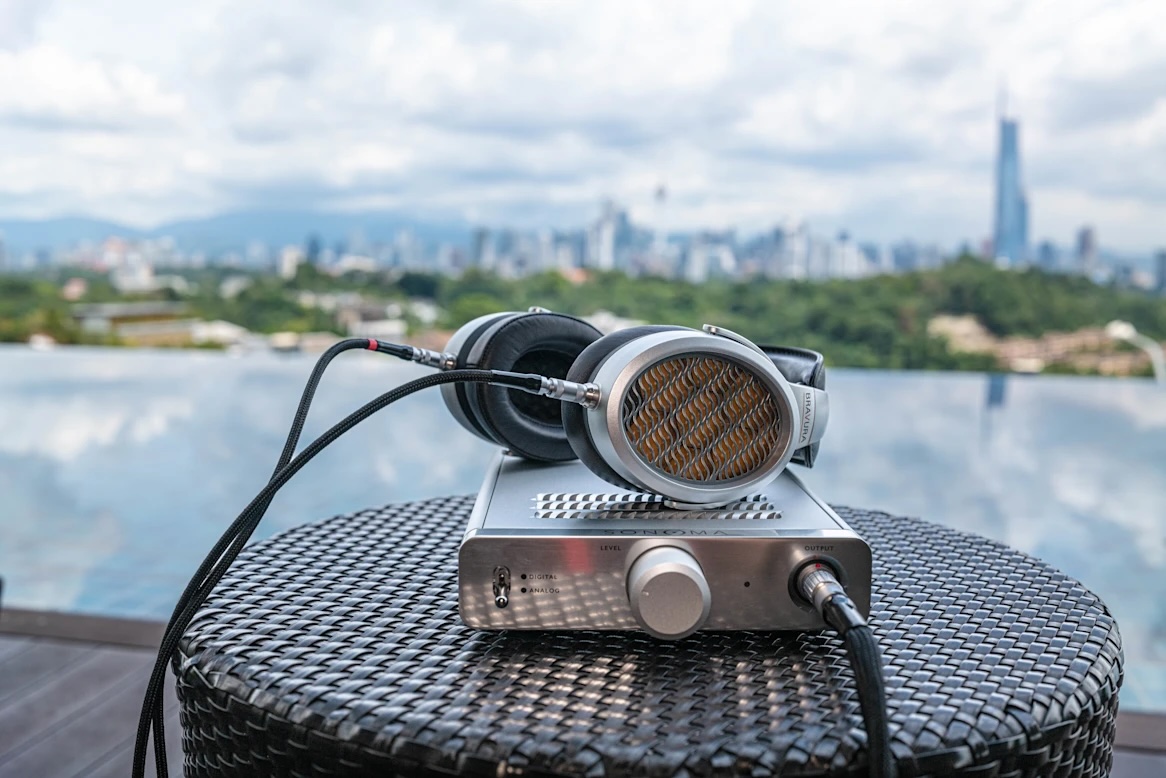 At Warwick Acoustics, precision is the foundation. Every note and breath is delivered with depth and clarity that “redefines your audio experience forever.”

Experience sound that’s “absolutely natural and true to the source.”

Discover more: bit.ly/3NO1rOQ

#Headphones