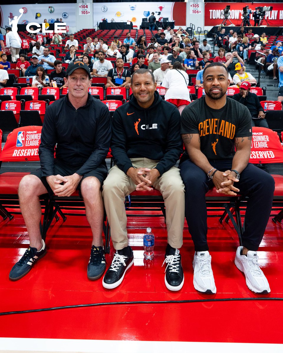 clevelandwnba's tweet image. Kenny, Koby, & Johnnie are reppin' CLE W here in Vegas!
