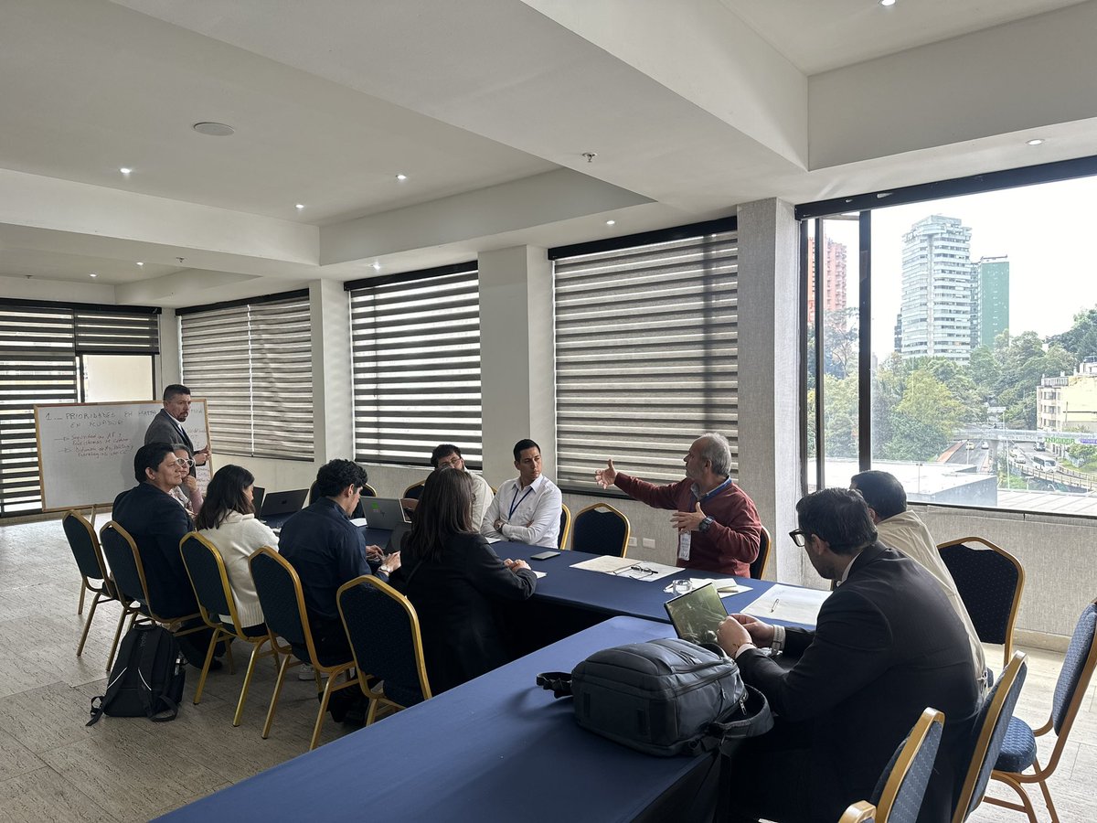 CJusticiaMarina's tweet image. Conclusiones día 1. 🇪🇨 #Ecuador: articulación local y cooperación internacional como pilares
Durante el espacio, Ecuador señaló temas urgentes como:
⚠️ Cambio en el uso del suelo
⚠️ Plásticos en zonas costeras
⚠️ Falta de ley de costas y de coordinación interinstitucional
🔍…
