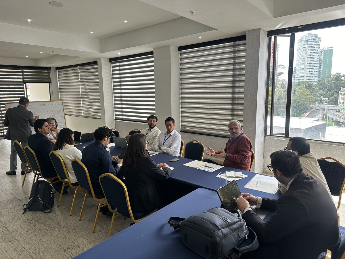 CJusticiaMarina's tweet image. Conclusiones día 1. 🇪🇨 #Ecuador: articulación local y cooperación internacional como pilares
Durante el espacio, Ecuador señaló temas urgentes como:
⚠️ Cambio en el uso del suelo
⚠️ Plásticos en zonas costeras
⚠️ Falta de ley de costas y de coordinación interinstitucional
🔍…