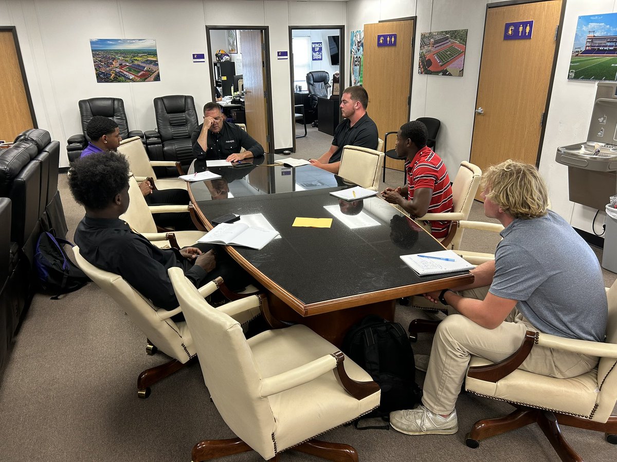 Bobby Wilder (@coachwilder353) on Twitter photo This is what it is all about!
Successful 🏈Alum David Clem talking engineering with <a href="/TNTechFootball/">TTU Football</a> 🦅 Alumni weekend is off to a great start!
#WingsUp #AimHigh This is what it is all about!
Successful 🏈Alum David Clem talking engineering with <a href="/TNTechFootball/">TTU Football</a> 🦅 Alumni weekend is off to a great start!
#WingsUp #AimHigh
