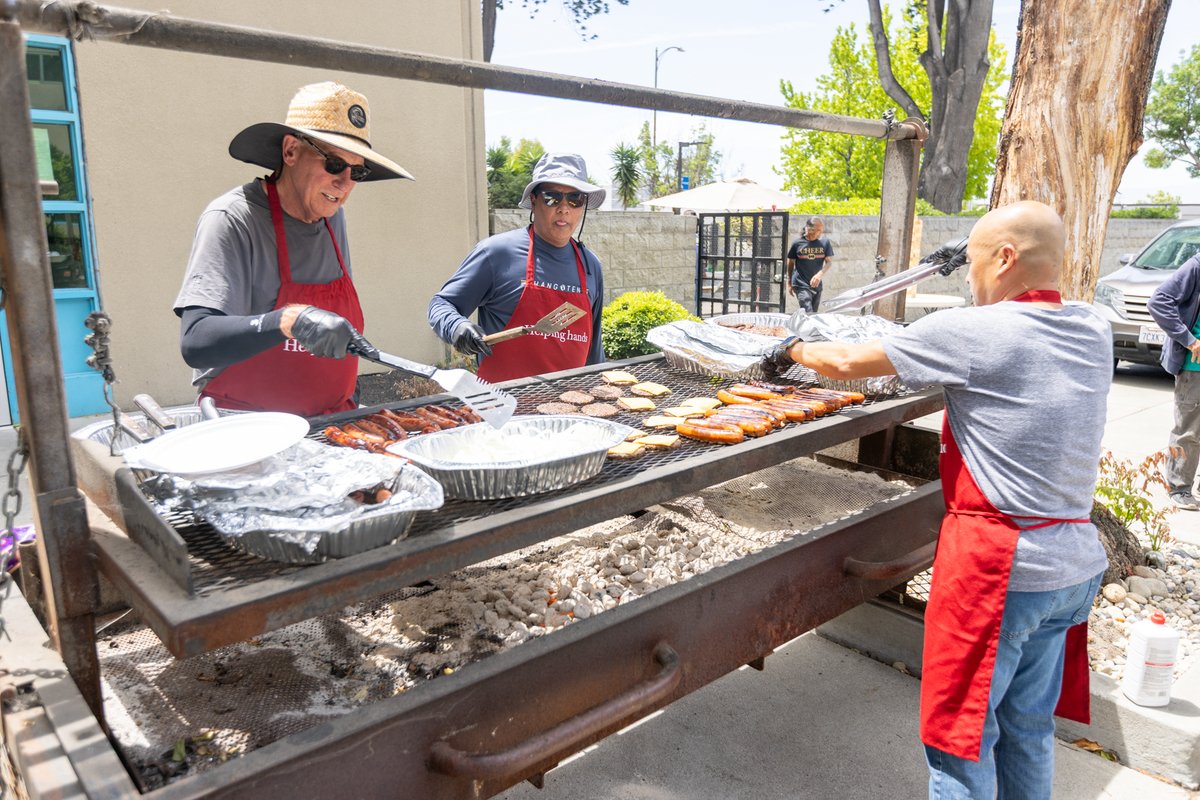 💙 Huge thank you to Rene and her Helping Hands crew for blessing our men with a special Father’s Day BBQ! They provided outdoor games, treat bags, and heartfelt encouragement to all the fathers at CityTeam.

#CityTeam #ServeWithLove #Partnership #SanJose #Nonprofit
