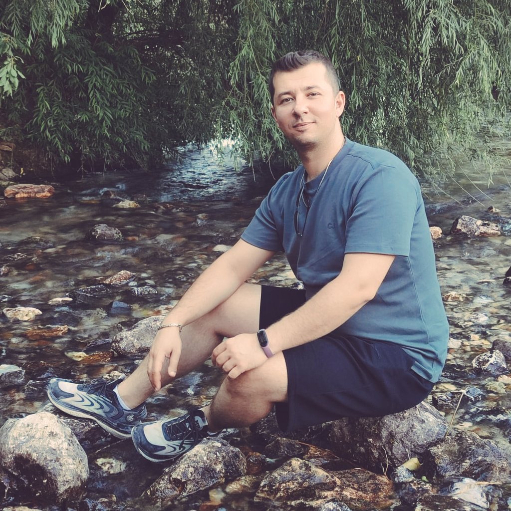 rrontgencibeyy's tweet photo. #YeniProfilResmi https://t.co/G7g2MNfyam