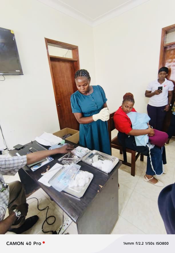 RotaryRanchers's tweet photo. The second hands on training for health workers on non-pneumatic anti-shock garments took place yesterday at Rwamwanja Refugee Settlement. https://t.co/tpBfPhJfdG
