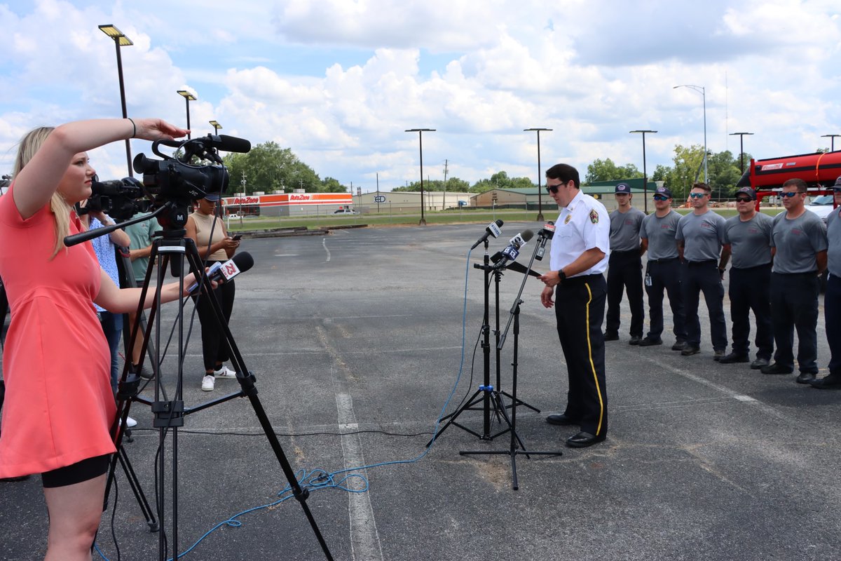 WaltMaddox's tweet image. Today, members of Tuscaloosa Fire Rescue are being deployed to Texas to assist in the aftermath of an unimaginable tragedy.
To say I'm proud is an understatement. Their selflessness and bravery are a true reflection of our values and it is an honor to have them representing…
