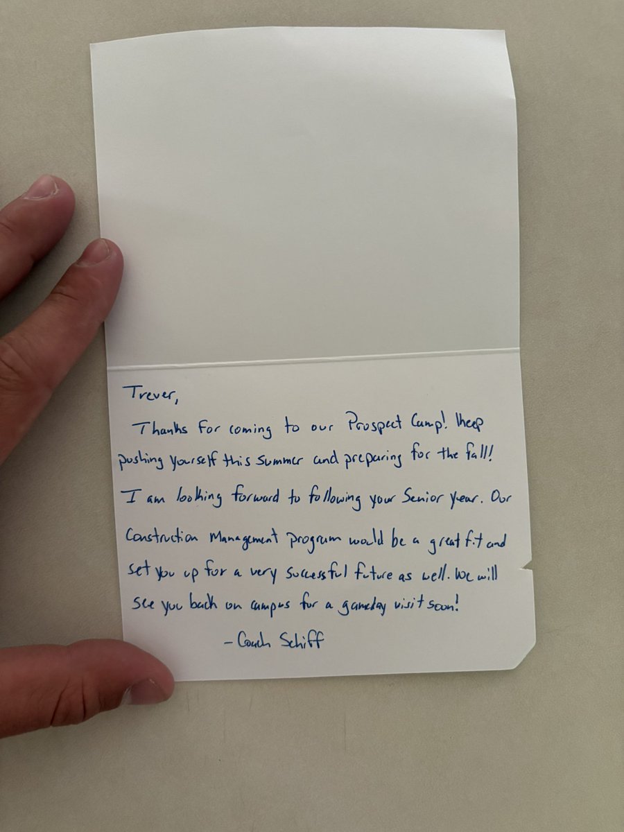 MurdockTrever's tweet image. HUGE thanks to @CoachJRSchiff for the handwritten letter in the mail! Looking forward to keep in touch with the @UWStoutFootball team and all the rest of the staff!