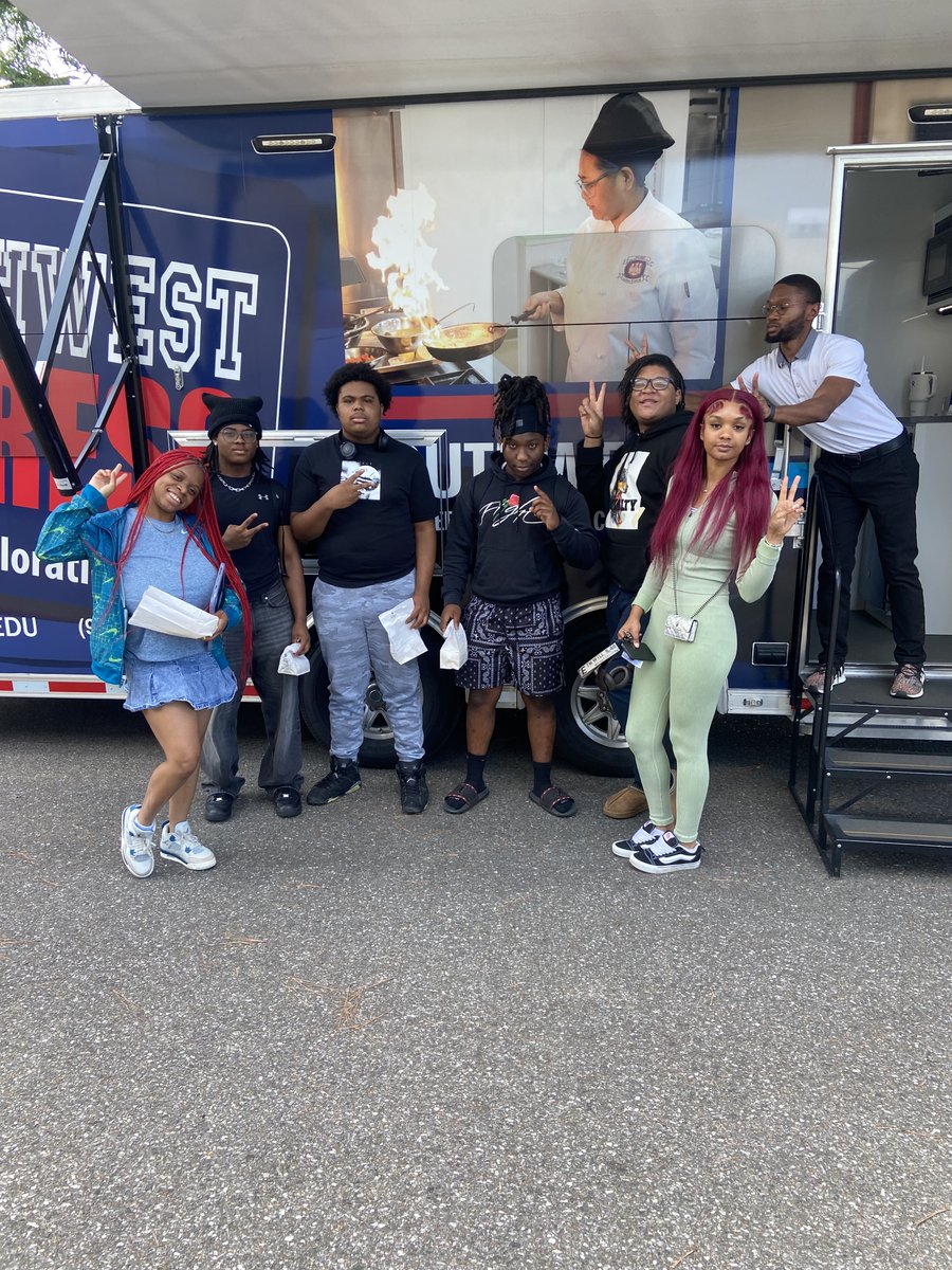 tnAchieves's tweet image. Congrats to the students at Southwest TN on their last day of Summer Institute!
Students in our Summer Institute programs take credit-bearing and learning support courses. Successful students finish the program with college credits while also eliminating the need for learning…