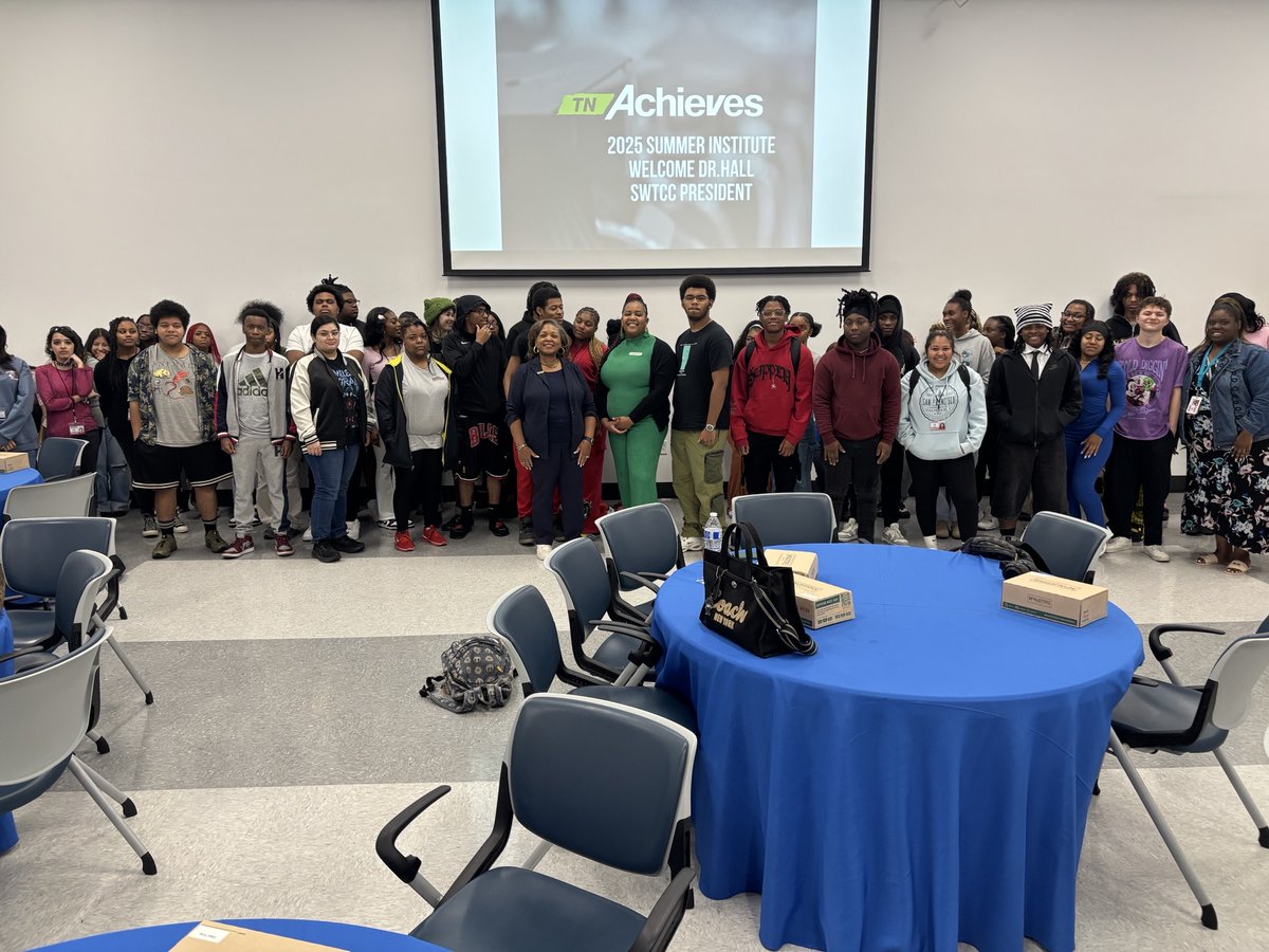 tnAchieves's tweet image. Congrats to the students at Southwest TN on their last day of Summer Institute!
Students in our Summer Institute programs take credit-bearing and learning support courses. Successful students finish the program with college credits while also eliminating the need for learning…