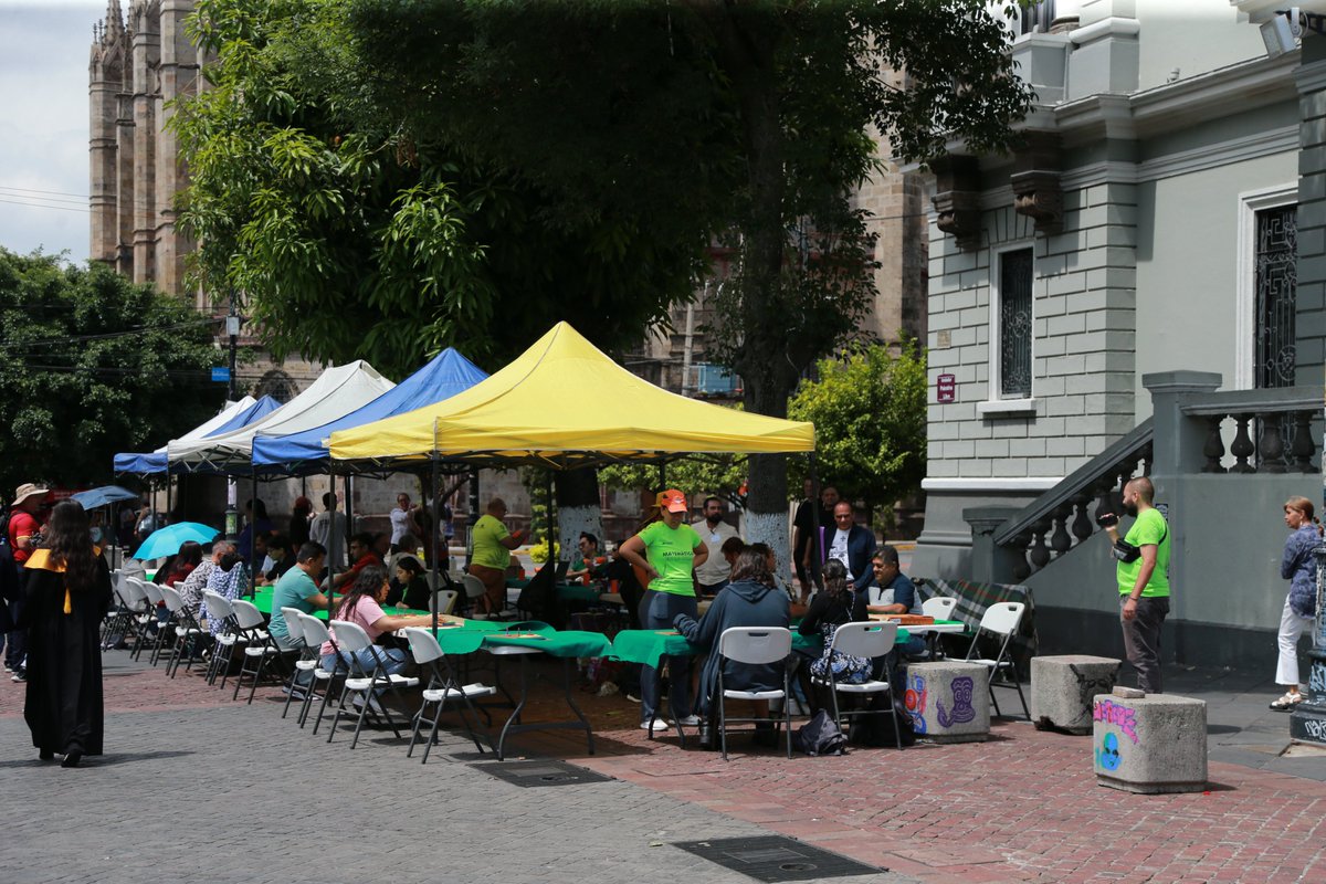 “Matemáticas en la calle” llega a la Rambla Cataluña.

Ver nota➡️ tinyurl.com/2vrv2pwc

#CUCEI #MatemáticasenlaCalle #RamblaCataluña #CongresoIberoamericano #EducaciónMatemática #CIEM #CIBEM #CUSur #CUChapala #SEMS #juegos #retos #aprendizajes #matemáticas
