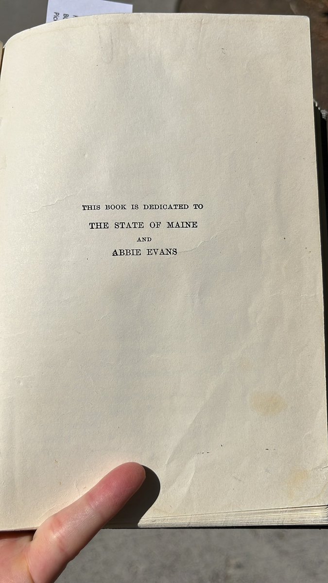 _RachelTerry_'s tweet image. I never would have considered dedicating a book to an entire state. 🤷♀️