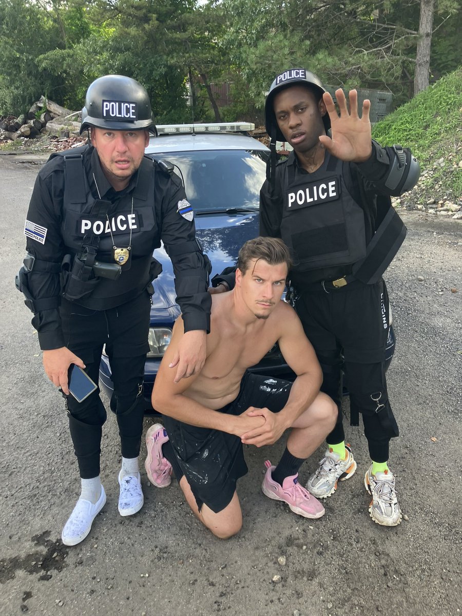 Alex Schultz tweet media