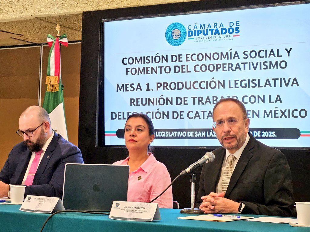 Desde la Comisión de Economía Social y Fomento del Cooperativismo, nos reunimos con la Subdirectora General de Economía Social y Cooperativas, Excma. Sra. Roser Hernández Guerrera, y el Delegado del Gobierno de Cataluña en México, Excmo. Sr. Lleïr Daban Hurtós. 👏🏽
Compartimos