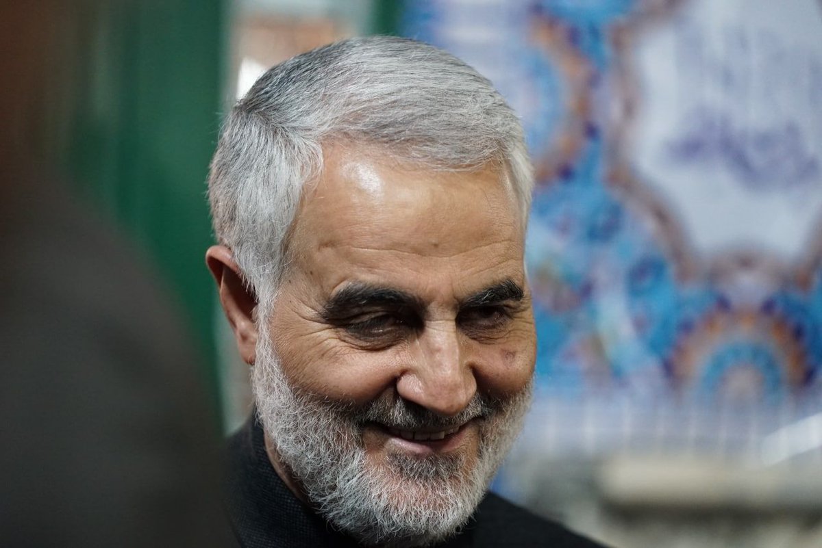 Helma13988's tweet image. تو رفتی، اما نامت ماند
و ما ماندیم با دلتنگیها و دِینی که هر روز سنگینتر میشود.
1:20