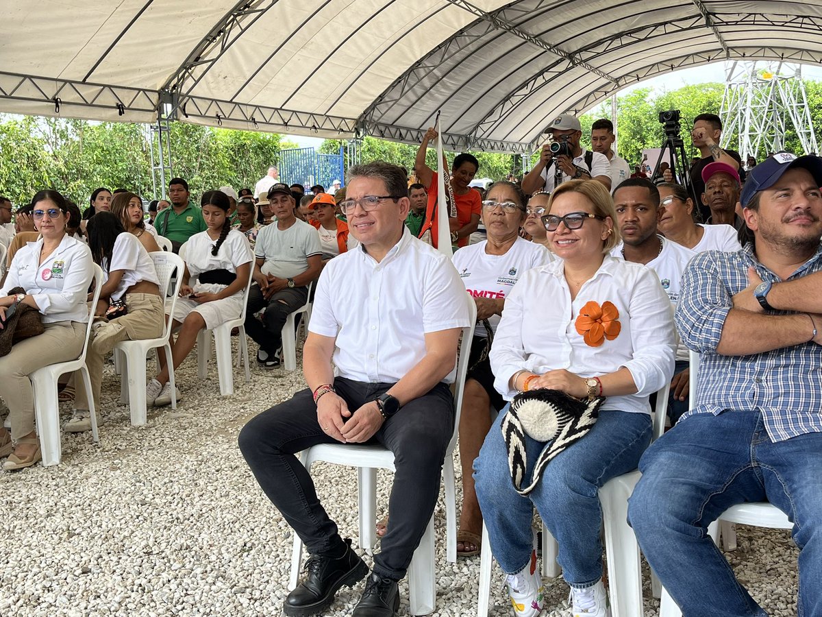 mmarguiguerra's tweet image. Por qué los #GobiernosDelCambioSiHacen hoy dignificamos la vida de los Fundanenses. La historia se divide en un antes y un después de cada una de las obras, sin lugar a dudas esta ampliación de planta es una de ellas.
.
Gracias @MagdalenaGober @carlosecaicedo @mrafael70…