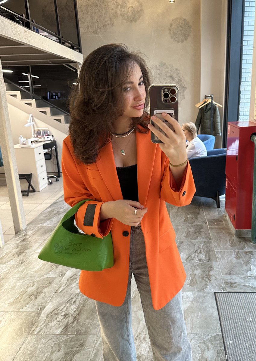 Victoria Goldenberg tweet media