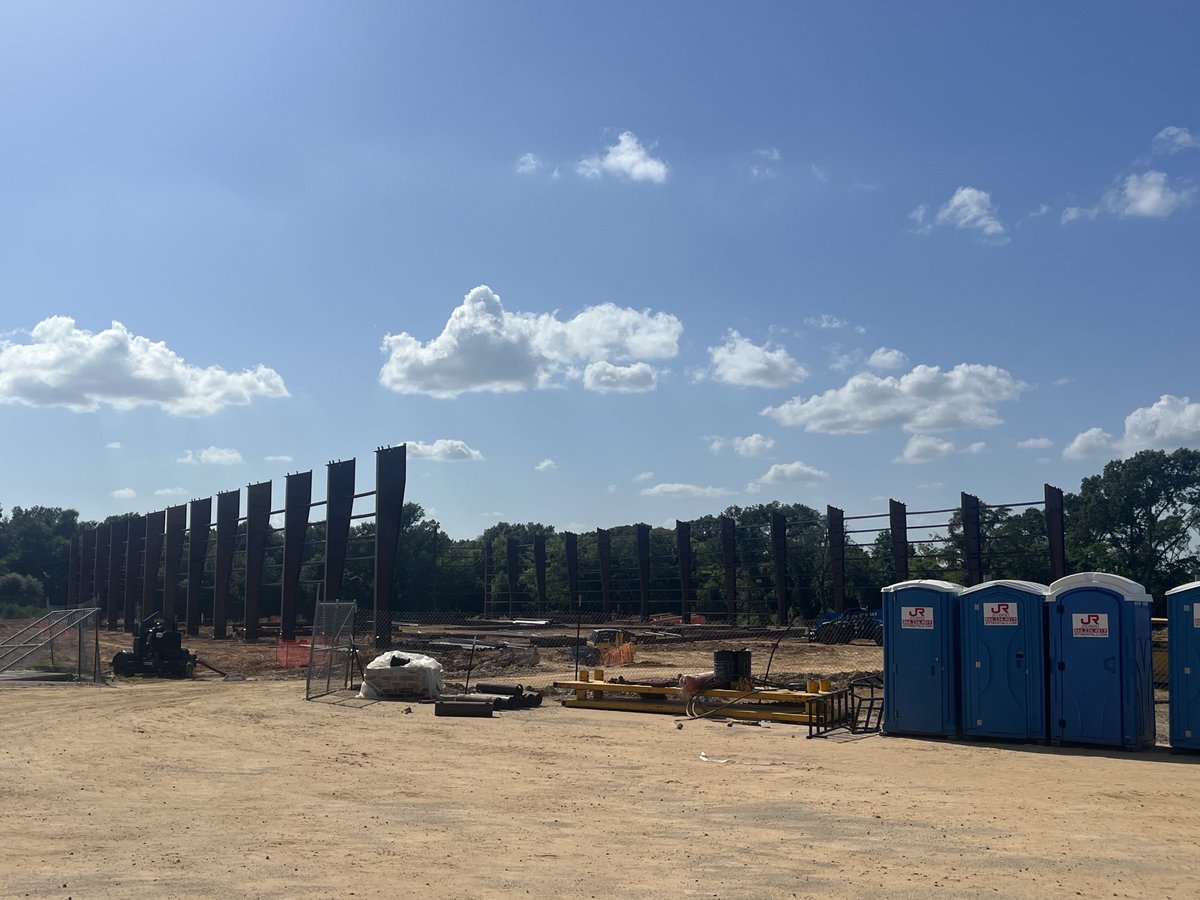 The new indoor is starting to go vertical!