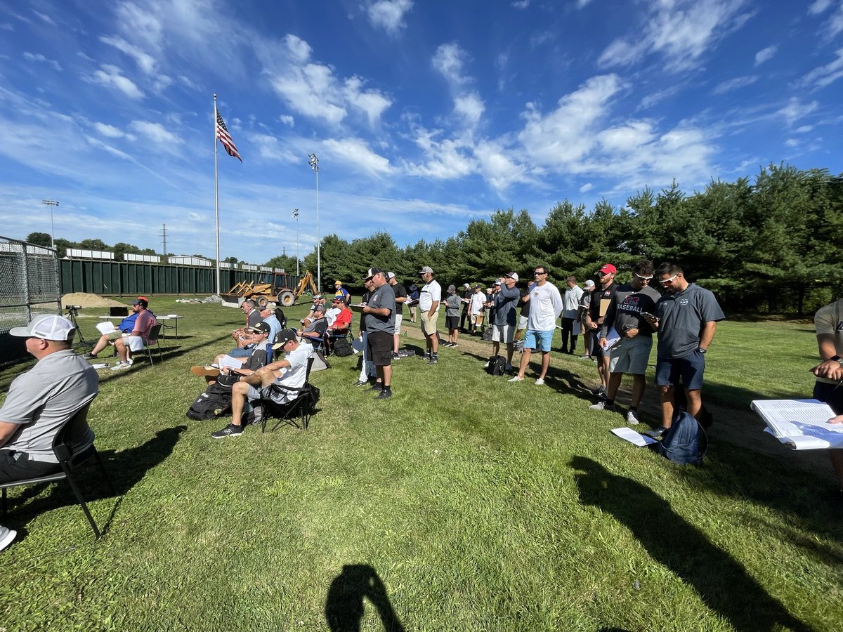 EdSanta1's tweet image. Time to go!!
Join us Aug 9 Struthers Oh
@ytownclassb
@Go_Team_AA
@PGH_Hardball
@PghDawgs
@HitdogsOH
@PrepBaseOHScout
@OhioSupreme
Register today at santabaseball.com