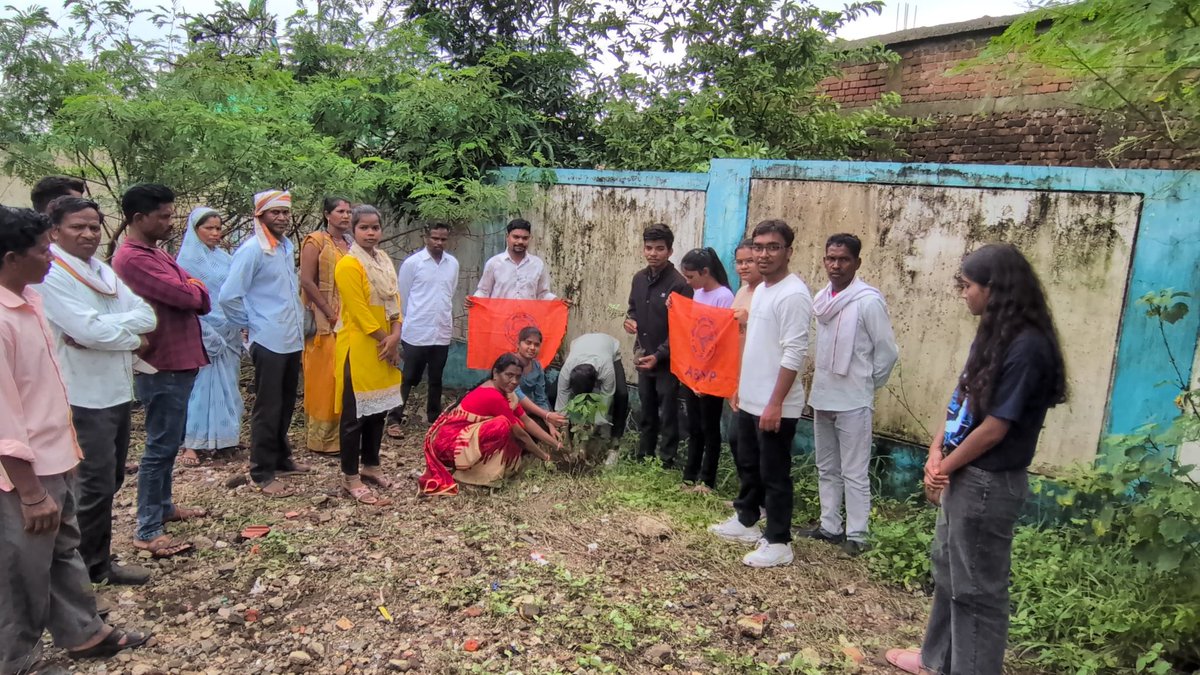 chhotethakurnir's tweet image. 09 जुलाई अभाविप के 77वें स्थापना दिवस पर नैनपुर इकाई द्वारा SFD गतिविधि के माध्यम से पुलिस थाना, एस सी/एस टी बालिका छात्रावास, शासकीय आई टी आई, शासकीय अस्पताल नैनपुर पर वृक्षारोपण कर पर्यावरण संरक्षण का संदेश दिया गया
🇮🇳🌺🌹💐🌸🙏🏻
#77YearsOfABVP 
#nationalstudentsday 
#9july